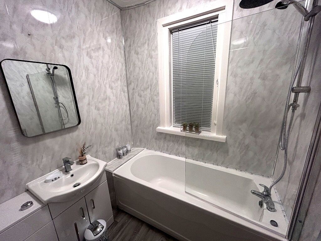 Hair dryer, towels