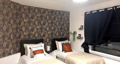 Traditional 2 bedroom ground floor apartment