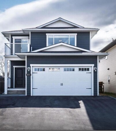 "luxury home home near hospital | mall |college"