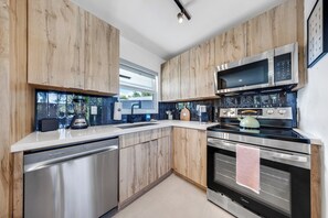 Private kitchen - Boutique Stay - Resort -5min to beach-near shop (Fort Lauderdale)