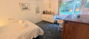 Parkside Lodge Hotel