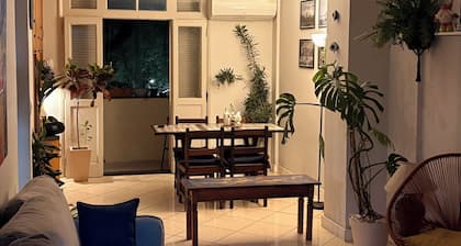Suite in a shared apartment in Glória, Rio de Janeiro.