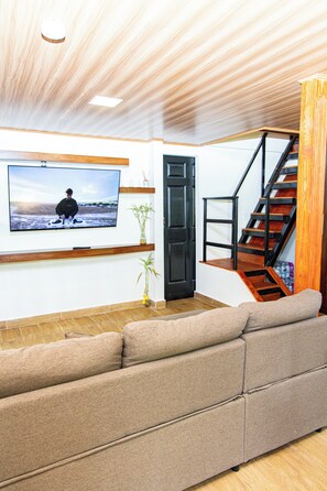Smart TV, stereo