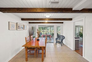 Dining - 2-bedroom house with acreage in tranquil Aripeka-Spring Hill area with AC (Spring Hill)