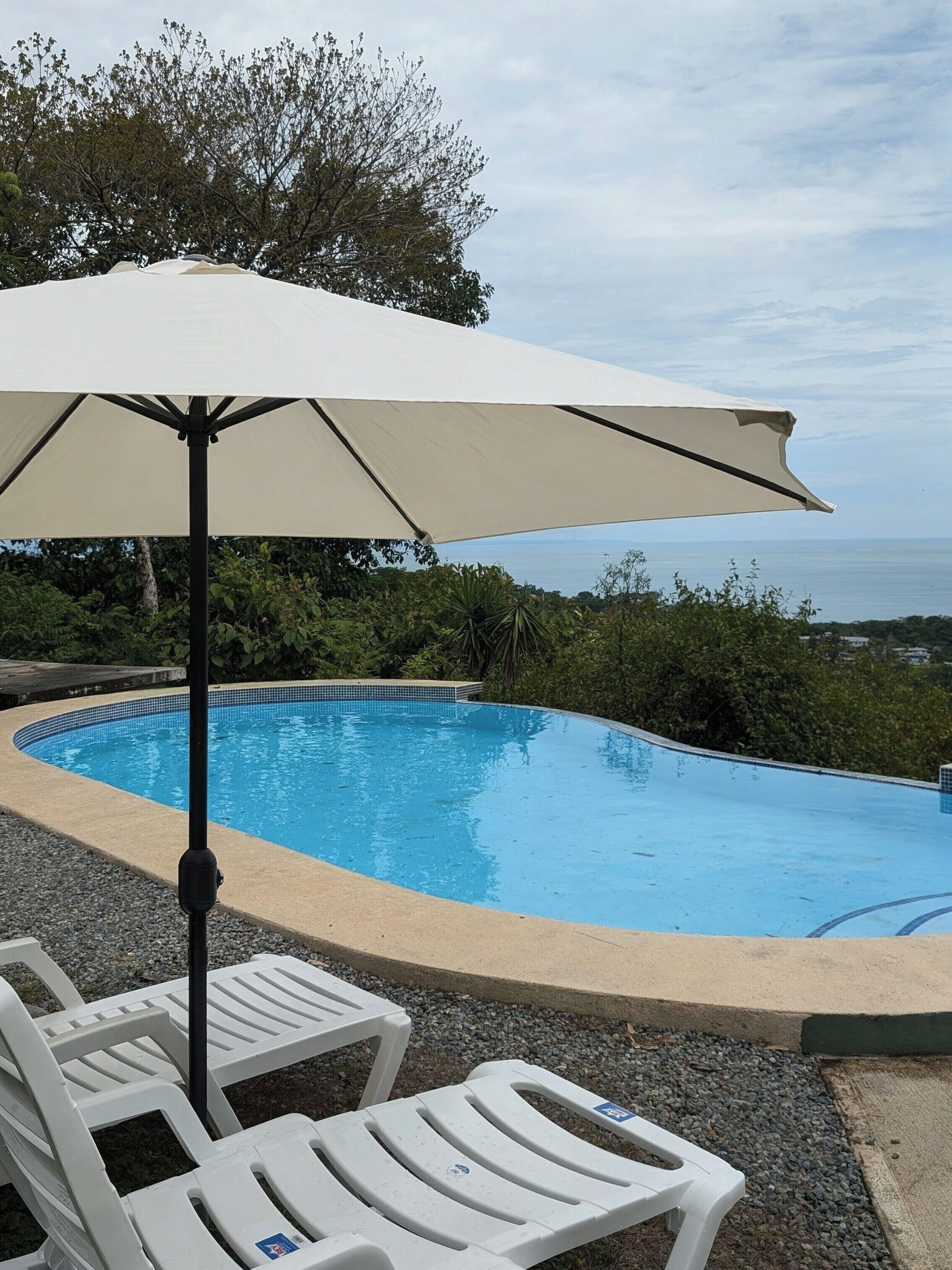 Piscine extérieure