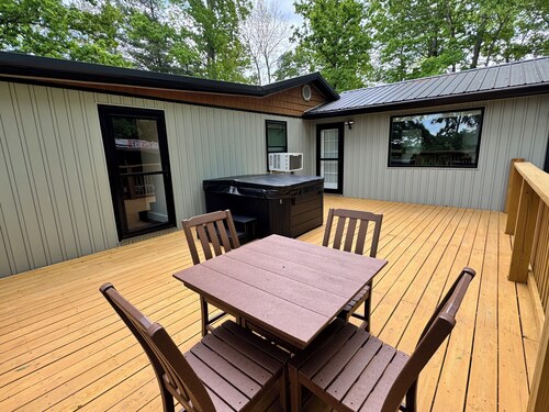NEW TO VRBO May 2026
Secluded Adult themed Cottage in Kentucky