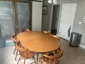 Dining - World Cup Boston Private 6-Acre Estate Sleeps 16 Less than 18 Min From Gillette (Taunton)