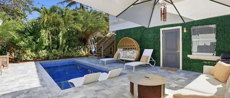 Piscine extérieure, piscine chauffée