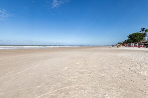 House - Apto a 300 m da Praia do Sul com Piscina e Quadra (Ilhéus)
