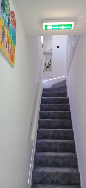 Interior - Brand New| Free Parking| Wembley| Patio Party| BBQ Party| Garden Party (Harrow)