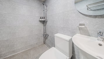 Basic Room, 1 Bedroom (206 (Mountain View, Pet-Friendly)) | 1 bedroom, free WiFi