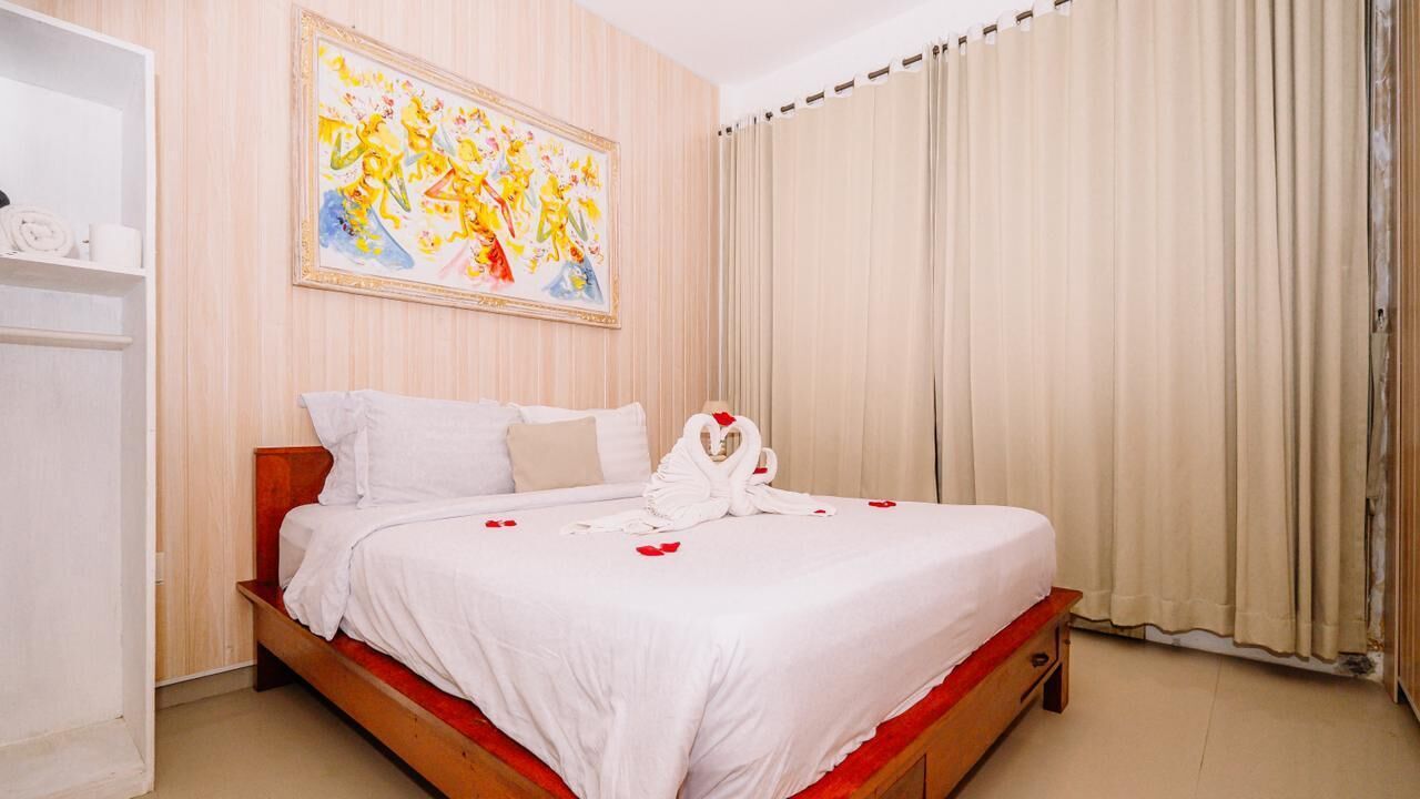 Deluxe Double Room | Desk, iron/ironing board, free WiFi