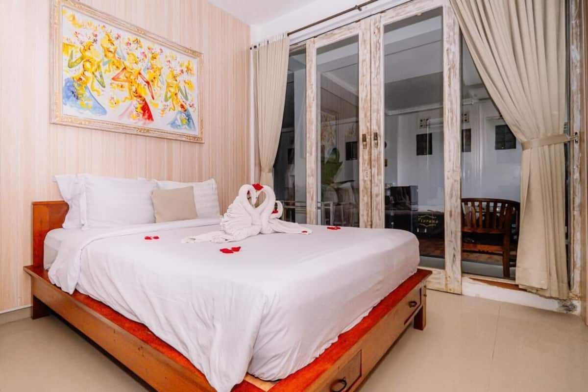 ห้องดีลักซ์ดับเบิล | โต๊ะทำงาน, เตารีด/โต๊ะรีดผ้า, Wi-Fi ฟรี