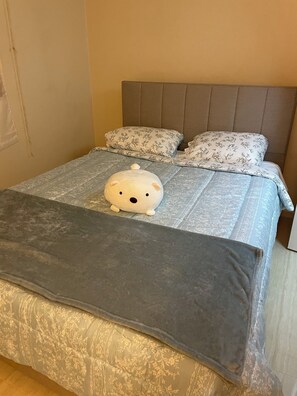 Room - Travel Nurses; 3-bedroom+1 condo in Guam, all amenities/car
15m to all hospitals (Mangilao)