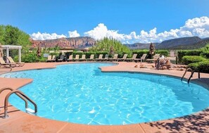 Pool - Luxury Grand Vacation Stay in Mountainous Sedona (Sedona)