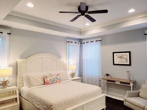 Room - Beach Blessings | 4BR 30A | Sleeps 8 | 6 Seater Golf Cart + Bikes (Santa Rosa Beach)