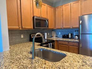 Private kitchen - Sunny 2BR Condo Minutes from Anna Maria Island Beaches! (Bradenton)