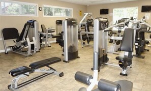 Fitness facility - Sunny 2BR Condo Minutes from Anna Maria Island Beaches! (Bradenton)