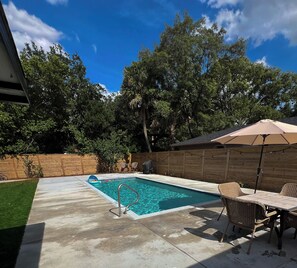 Pool - Pet friendly pool oasis in Orlando (Orlando)