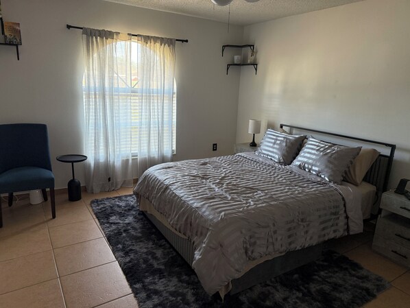 Iron/ironing board, WiFi, bed sheets