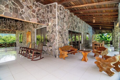 Mystic Waters Retreat Villa 3BR