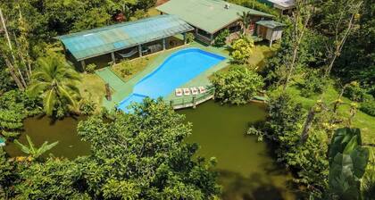 Mystic Waters Retreat Villa 3BR