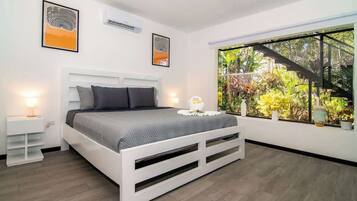 Iron/ironing board, travel crib, WiFi, bed sheets