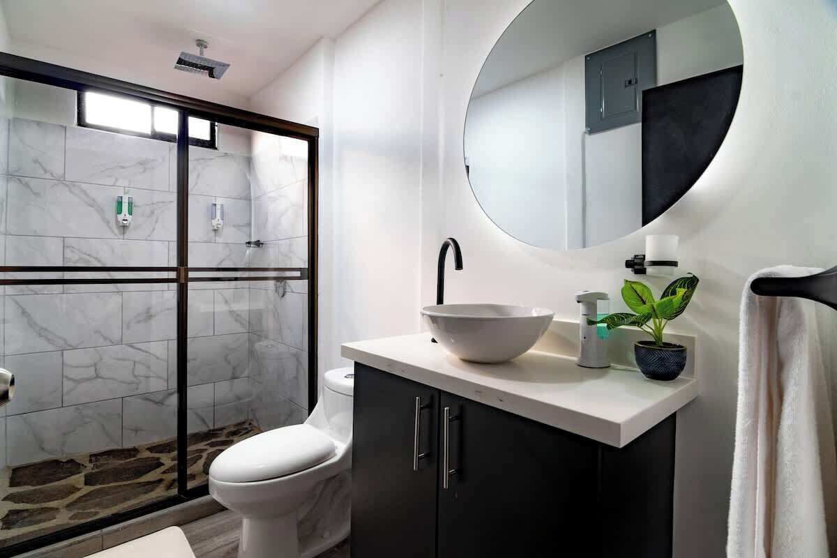 Shower, hair dryer, shampoo