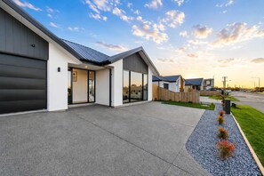 Exterior - Christchurch Stay | Hot Tub & Billiards | Sleeps 9 (Christchurch)