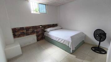 9 chambres, Wi-Fi gratuit, draps fournis