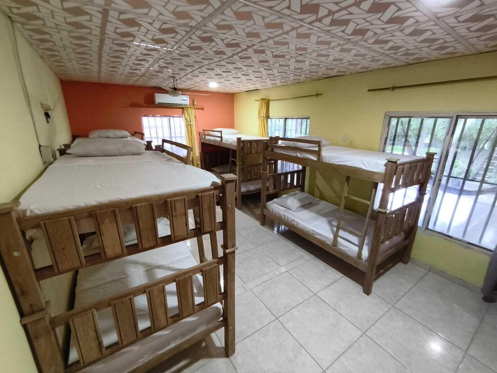 9 Schlafzimmer, kostenloses WLAN, Bettwäsche