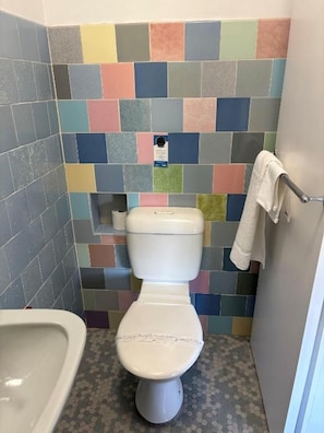Comfort Double Room, Lake View | Bathroom - Waterview Motel Sussex Inlet (Sussex Inlet)