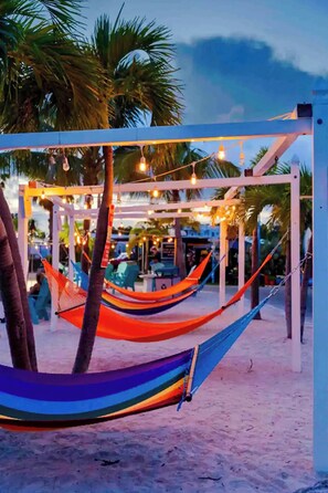 Property grounds - Happier in the keys- waterfront tiny home in Key Largo (Key Largo)