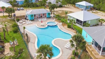 House, 3 Bedrooms, Balcony | Pool