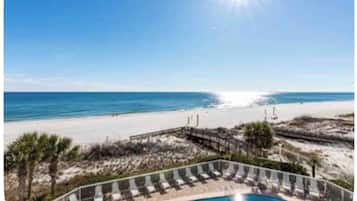 Apartment, 3 Bedrooms, Accessible, Patio | Pool | Outdoor pool