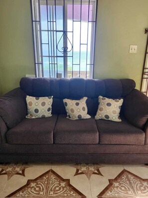 Living area - Ocean Sunrise Retreat in Long Bay, Portland Private 1 Bedroom Home with Balcony (Long Bay)
