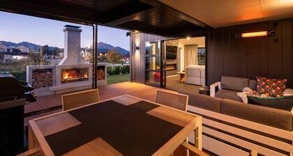 Brand New Wanaka Escape - Outdoor Fire