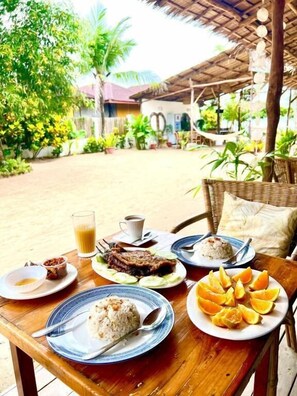 Outdoor dining - The Sanctuary (EL NIDO)