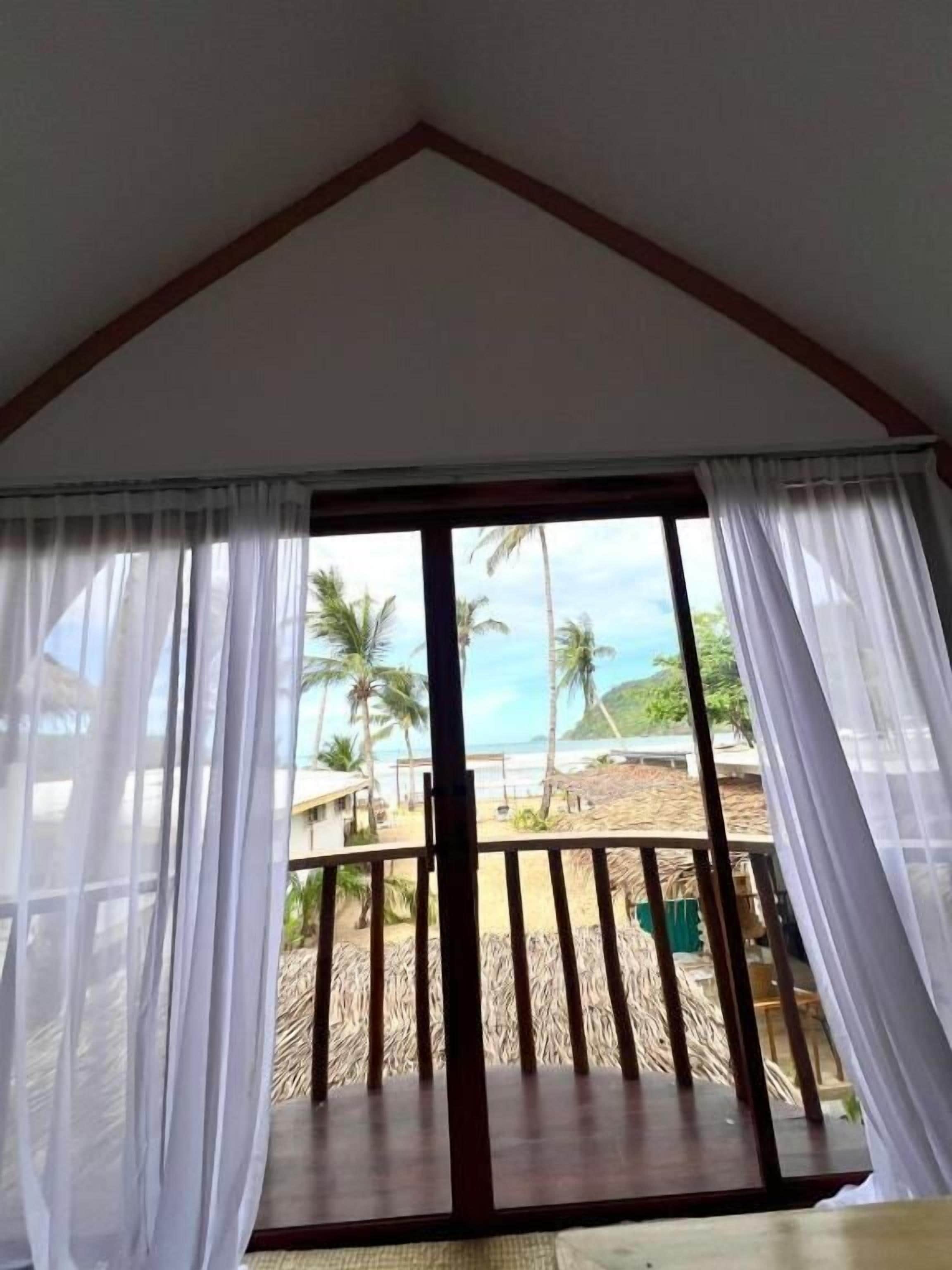 Superior Chalet, Ocean View | Interior