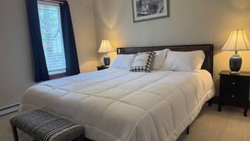 2 slaapkamers, een strijkplank/strijkijzer, gratis wifi, beddengoed