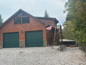 Exterior - Delightful bunk cabin retreat in Parkers Lake with cozy charm (Parkers Lake)