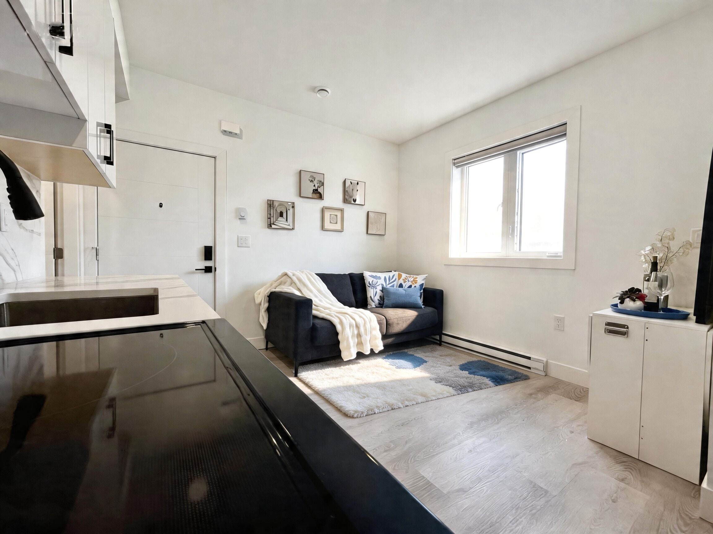 Comfort Suite, 2 Bedrooms, Kitchen | Interior