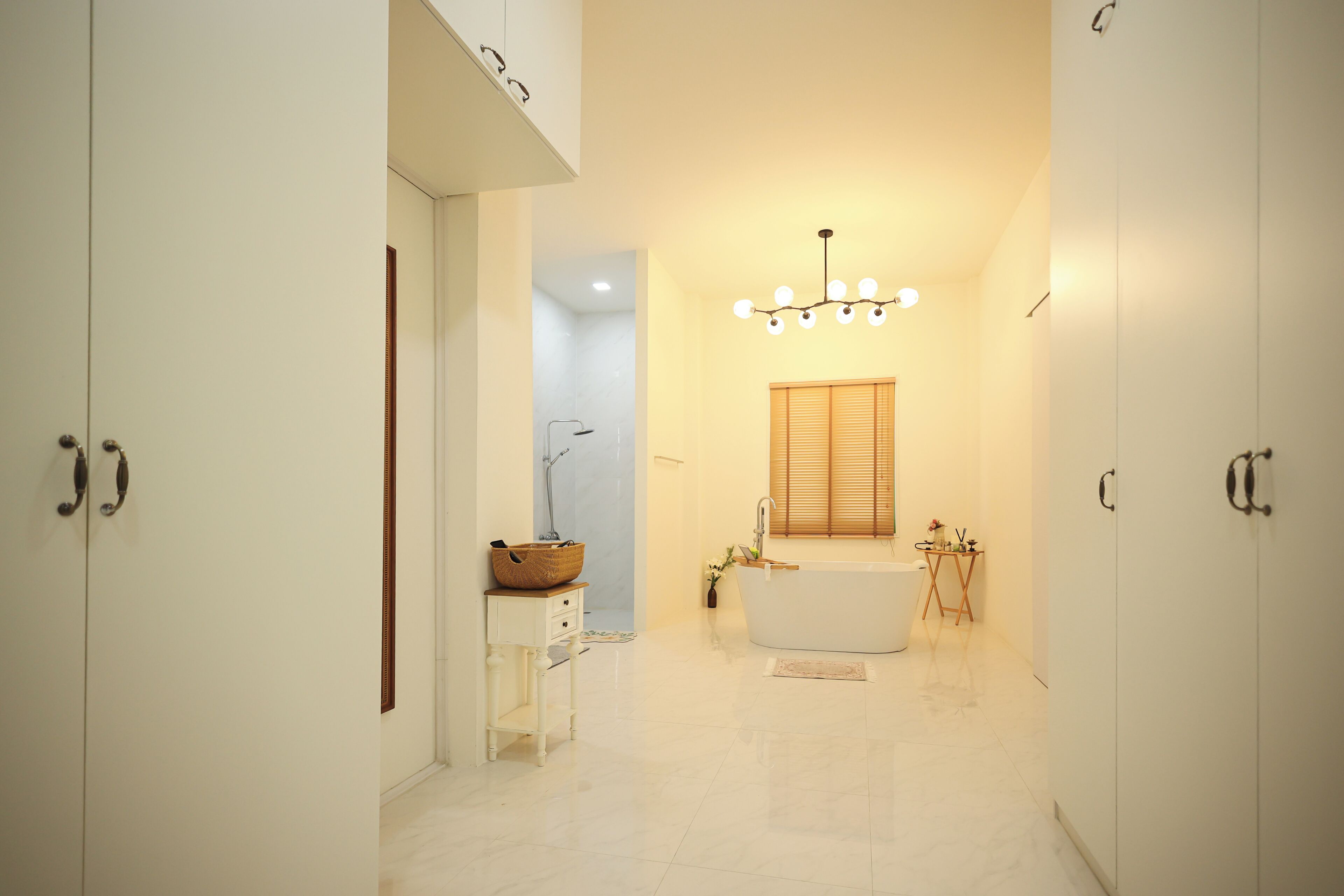 Superior Room | Meja 
