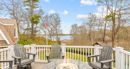 Beachfront Escape: Private Beach, Kayaks & Fire Pit