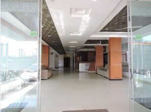 Lobby - Hotel Kiara Govind Park (Shirdi)