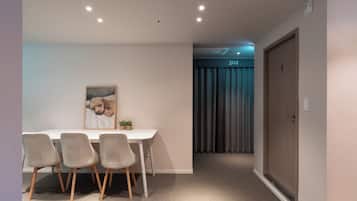 Comfort Shared Dormitory, Men only, Non Smoking | Living area