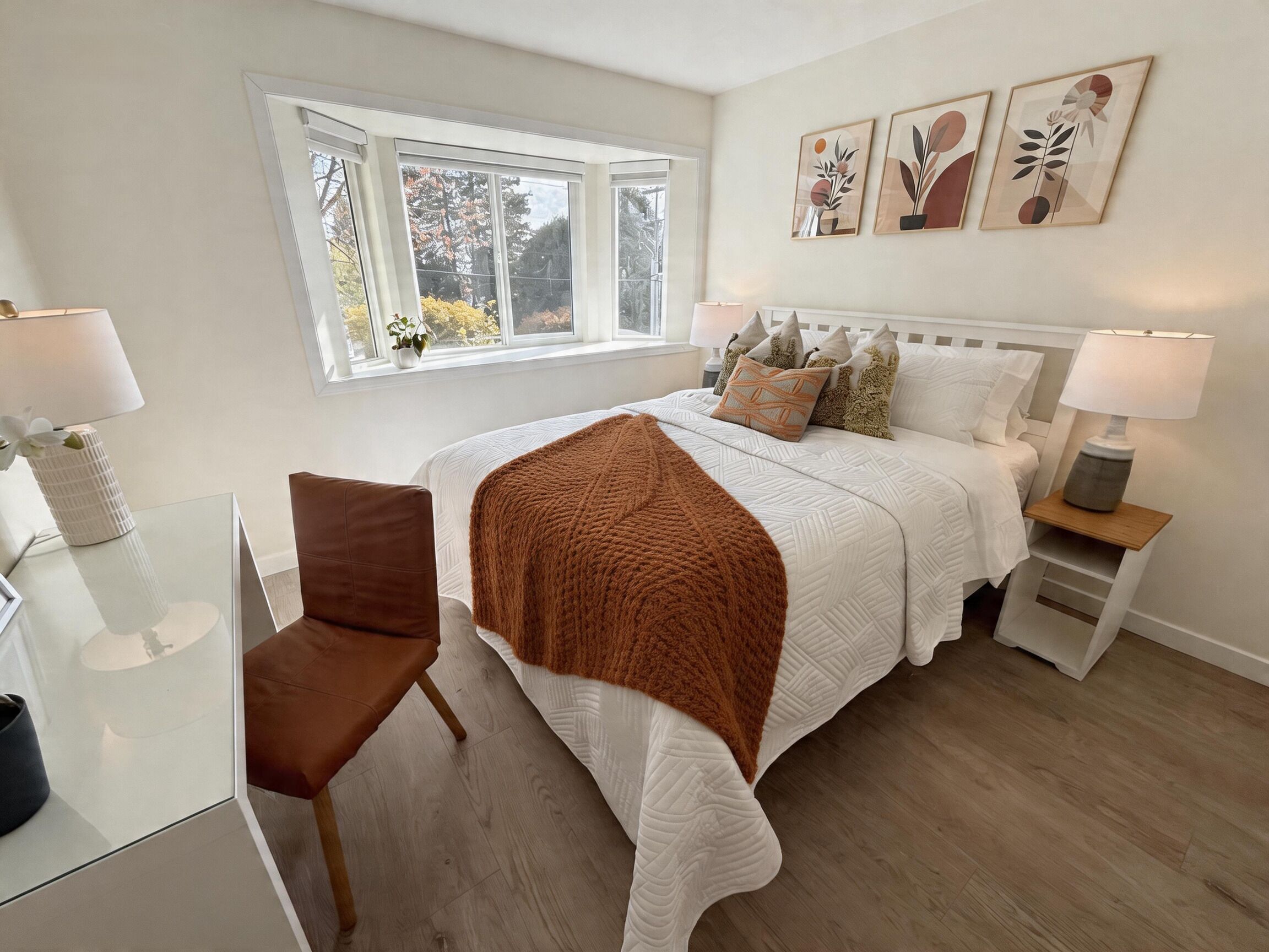 Quarto conforto, 1 cama Queen, para não fumantes, banheiro compartilhado | Wi-Fi de cortesia