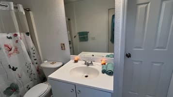 Towels, toilet paper