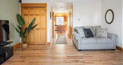 4BR Hood River House: Garage, Pet Friendly, Family Ready, in the Columbia Gorge