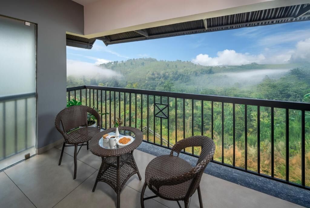 Suite, Mountain View | Outdoor dining